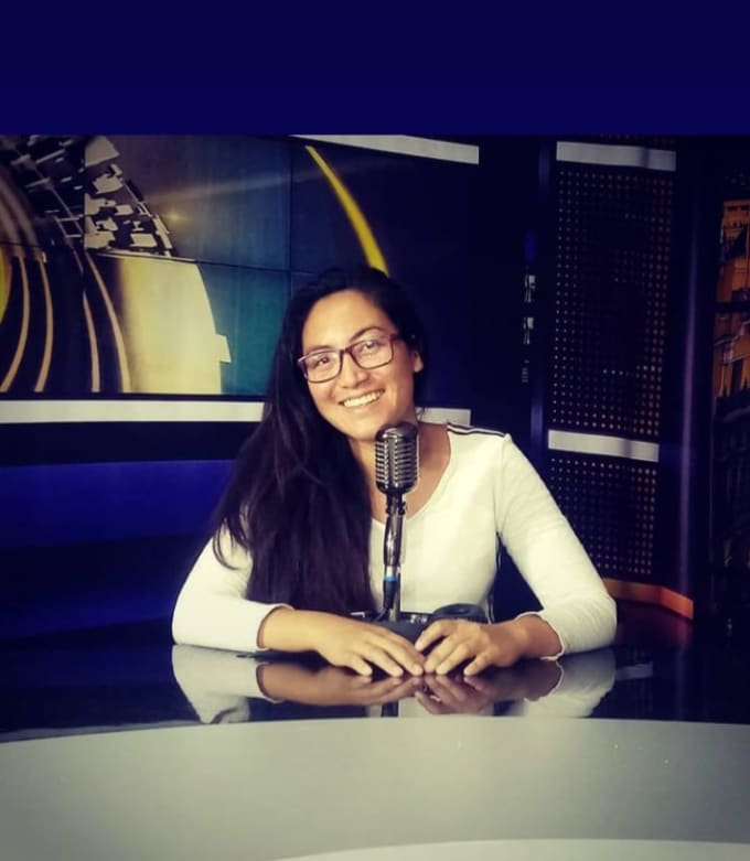 Grabar Una Voz Femenina Latina Peruana By Paoleo Fiverr