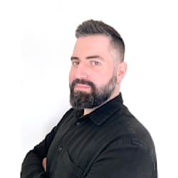 Marco Battaglia typographic bottle label designer profile on Fiverr Pro