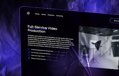 Oravew | Brand & Web Design