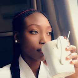 steph_dogara
