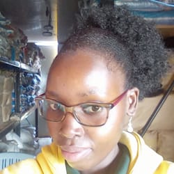 liz_khaoya