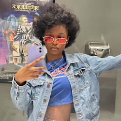 nakeyahd__