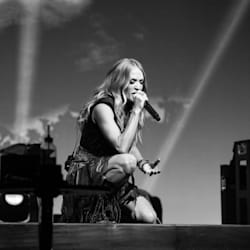 carrie_un_wood