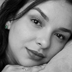 vivianecortess