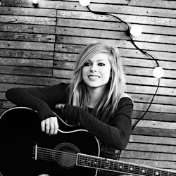 nora_sings1