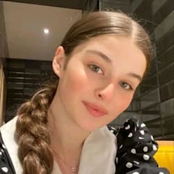 delia_metz