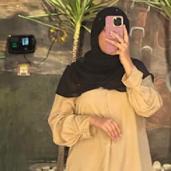 nimra_iqbal569