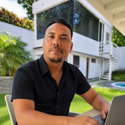 mauro_uribe