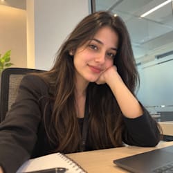 anoushkabhatia4