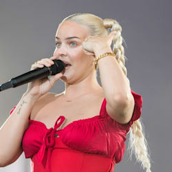 anne_marie56