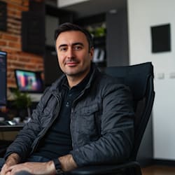 khinahelton
