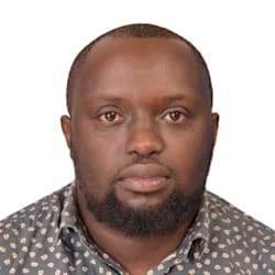 stephen_ngaari