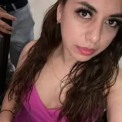 karen_lara1