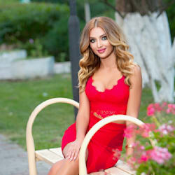 jennifer_lewis1