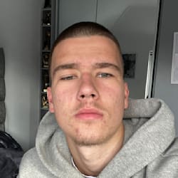 lukas_tau