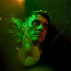 Gig Seller - lowflybeat