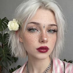 milena_sacuta