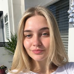 kate_li_sa