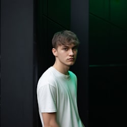 taylor_hank