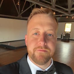 brett_scharff