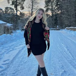 hailee_dooleye