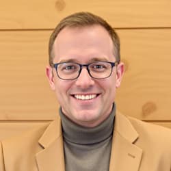 kenneth_mguire