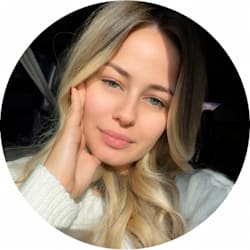 lizzyyjamess