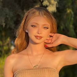 hayley_dove