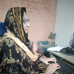 khadijahriaz1