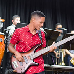 ernesto_mora