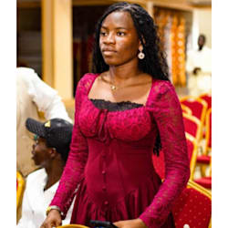 omolara_bel