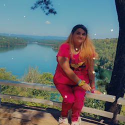 sandrea_dishman