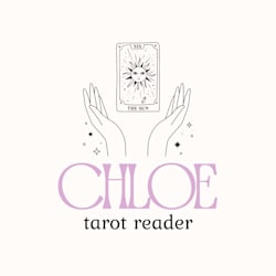 emintrude_chloe