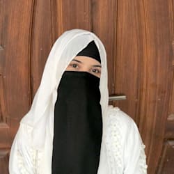 ayeshanadir567