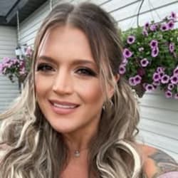 anna_cline