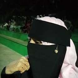 nikhatkhot