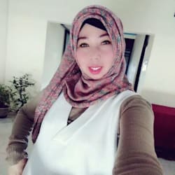 dewi_sukses