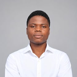 pelu_miadeleke