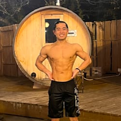 tom_kiyo