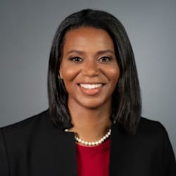 elizabeth_genz
