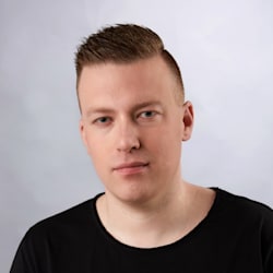 nik_stone