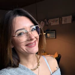 nadine_tzes