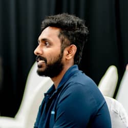 dm_theekshana