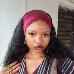 debbiefavourr