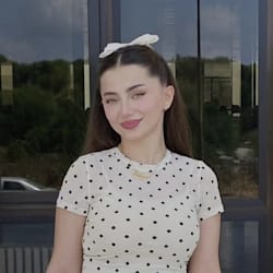 debra_jimen