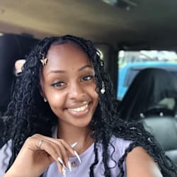 yvette_clara