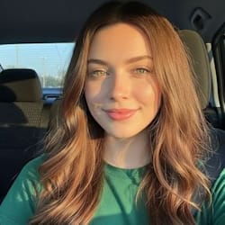 olivia_mikel11