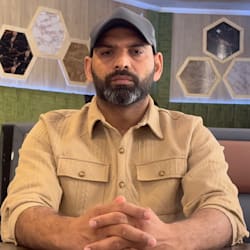 umar8123