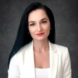 julia_nuzhnenko