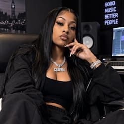 nora_raps